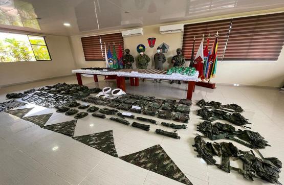 En Chocó, incautan abundante material de guerra y explosivos que pertenecerían al GAO Clan del Golfo