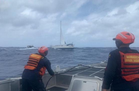 Armada de Colombia rescata a 3 estadounidenses en aguas de San Andrés islas