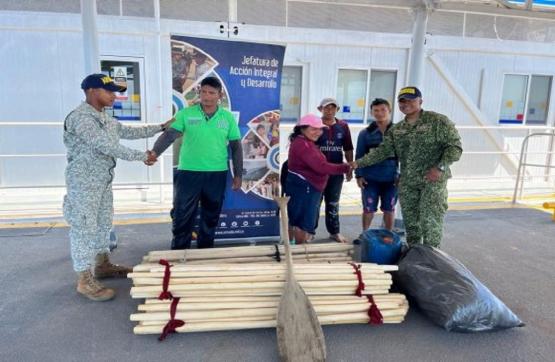 Armada de Colombia rescató a cinco indígenas que naufragaron en el Río Orinoco