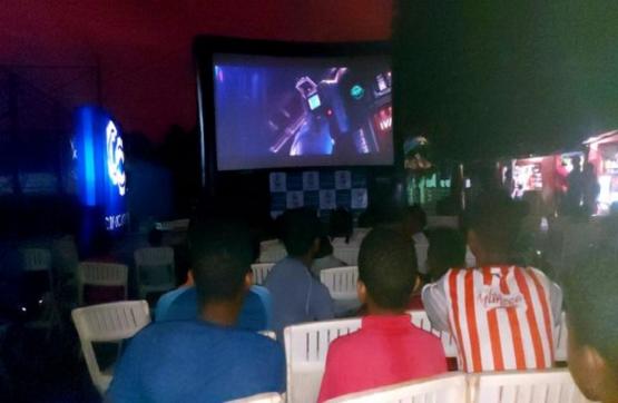 ‘Ruta 90’ en compañía de Armada de Colombia llega al corazón de los sucreños