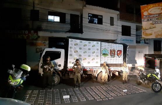 Ejército Nacional incauta 183 kilos de cocaína al GAO residual Carlos Patiño en el Cauca