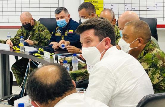 El ministro de Defensa preside consejo de seguridad en Arauca con el alto mando militar y policial
