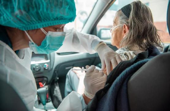 Sanidad Militar Ejército innova con sistema Drive Thru en proceso de vacunación contra el COVID-19