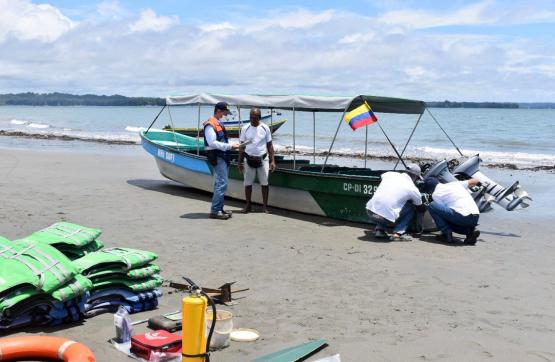 Dirección General Marítima lideró campaña de matriculatón en Juanchaco, Valle del Cauca