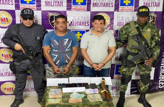 Ejército capturó en Riosucio, Chocó, a dos integrantes y supuesto enfermero del Clan del Golfo