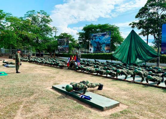 Más de 1.500 paracaidistas entrenados para las Fuerzas Militares durante 2019  