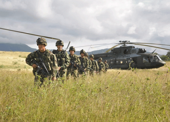 Con 300 hombres Ejército Nacional reforzará operaciones militares en Valdivia, Tarazá y Cáceres, Antioquia
