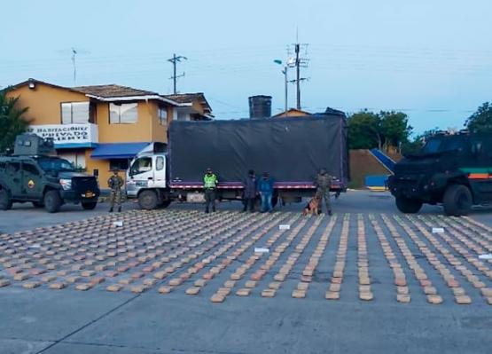 914 kilogramos de marihuana fueron incautados sobre la vía Panamericana