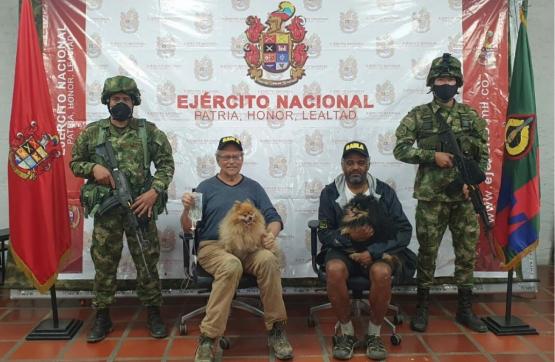 Gaulas Militares del Ejército Nacional rescatan a 2 ciudadanos extranjeros en el Cauca