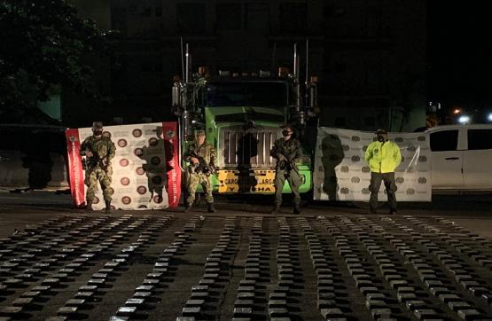 Ejército Nacional interceptó tracto-camión con más de media tonelada de clorhidrato de cocaína