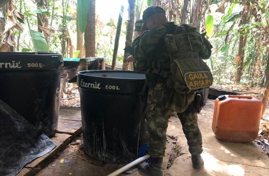 Ejército y Policía desmantelan laboratorio que producía pasta base de coca en Puerto Rico, Meta