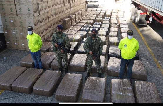  Ejército Nacional incauta más de cuatro toneladas de marihuana tipo creepy, en el Valle del Cauca