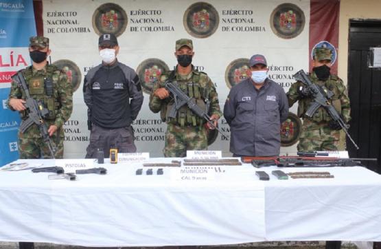 Ejército destruye fábrica de explosivos del GAO r Estructura 36 y neutraliza a cuatro de sus presuntos integrantes en Antioquia
