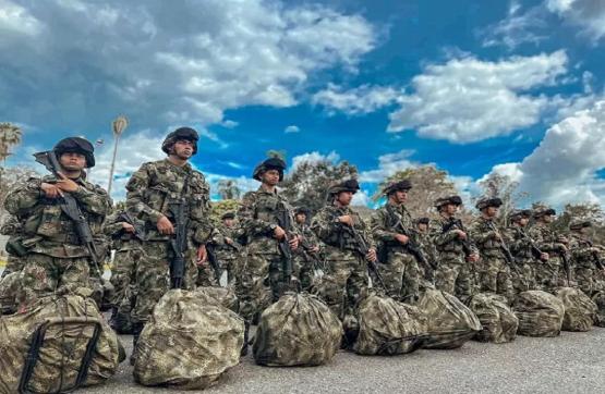 Con 5 nuevos pelotones de soldados profesionales, el Ejército continua reforzando la seguridad en el Valle del Cauca