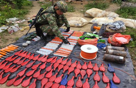 Ejército Nacional ubicó y neutralizó gigantesca fábrica de explosivos en Puerto Rondón, Arauca