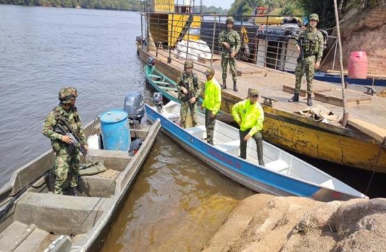 Operación en aguas del río Vaupés: más de 12.000 gramos de marihuana incautados y tres capturados