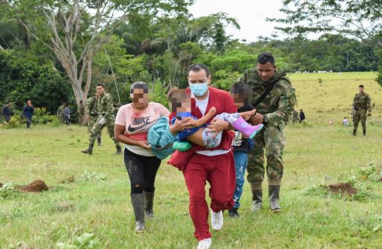 En el Guaviare, Ejército Nacional realiza evacuación aeromédica de 3 víctimas por mina antipersonal
