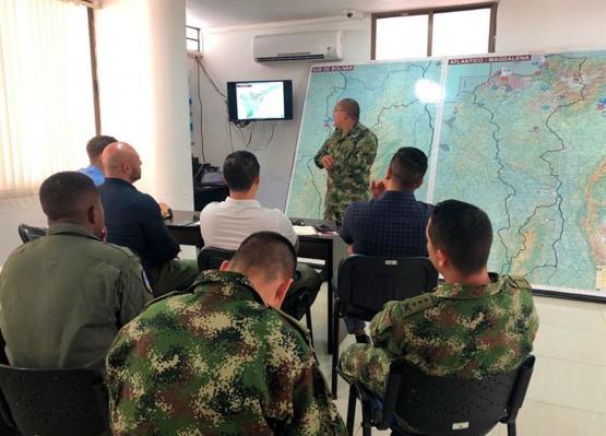 el Ejército Nacional, la Armada Nacional, la Fuerza Aérea Colombiana y las Secretarías de Salud de los departamentos de Magdalena y Atlántico, vienen realizando reuniones de coordinación para la misión de asistencia humanitaria del buque Comfort de la Armada de los Estados Unidos que brindará asistencia humanitaria en Santa Marta, Magdalena.