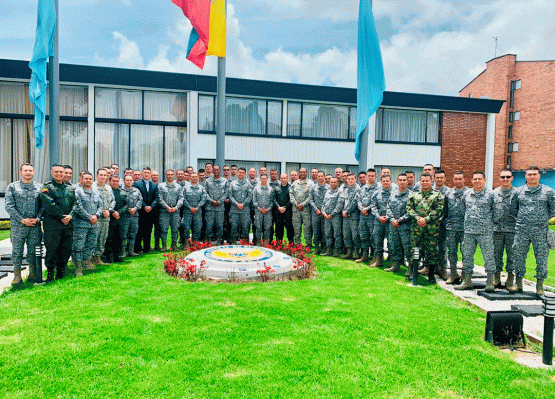 52 suboficiales de las Fuerzas Militares y de Policía, nuevos inspectores Técnicos 