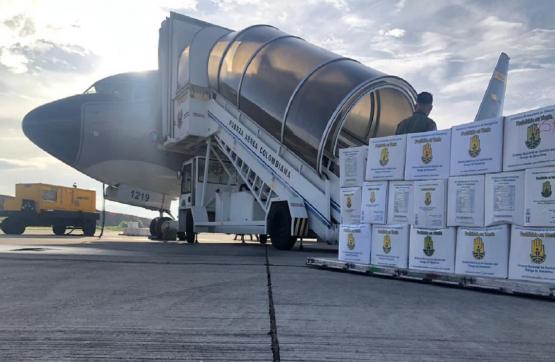Fuerza Aérea continúa transportando ayudas humanitarias en medio de la ola invernal