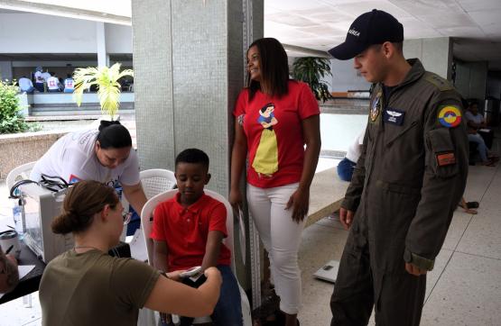 Jornada de asistencia humanitaria benefició más de 1.700 personas en Buenaventura