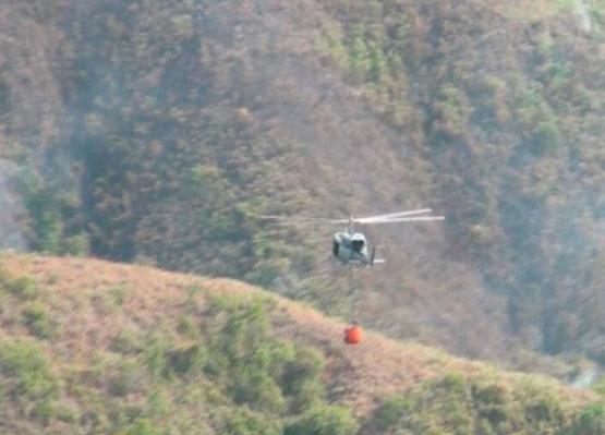 Aeronaves del CACOM 4 apoyan extinción de incendios entre los municipios de Nariño y Girardot