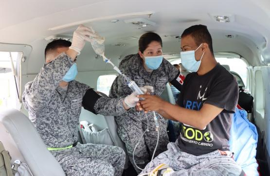 Persona con discapacidad fue transportada por su Fuerza Aérea