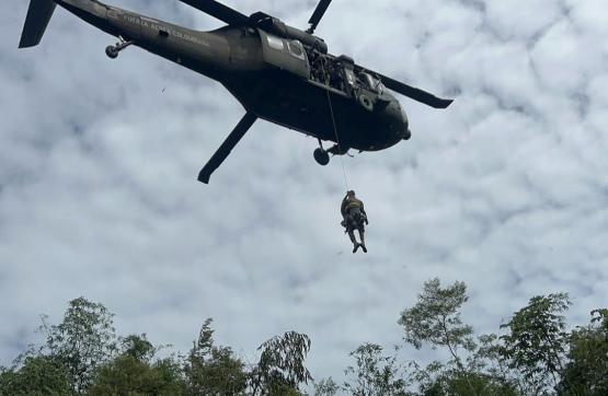 Entrenamiento para salvar vidas en el Comando Aéreo de Combate No.2