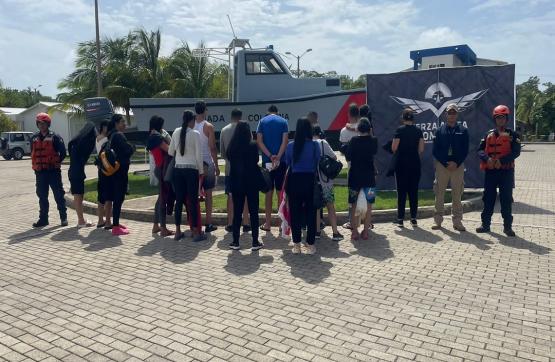 Fuerzas militares interceptan embarcación con 41 migrantes en San Andrés