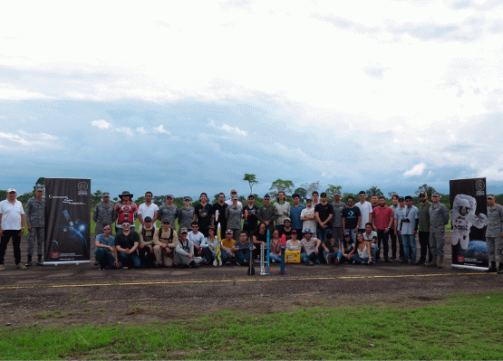 Fuerza Aérea trabaja en sinergia con Universidades de Antioquia para Lanzamiento de Cohetes