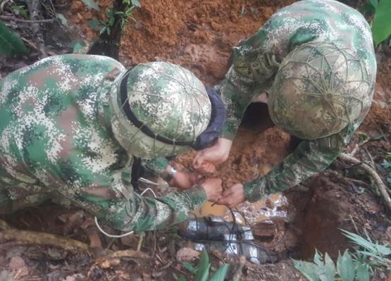 Fuerzas Militares ubican depósito ilegal con dos granadas en el Guaviare 
