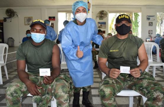 Tropas de la Fuerza de Tarea Conjunta Hércules recibieron la primera dosis contra el COVID-19