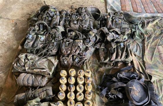 Más de 2.700 municiones fueron halladas en un depósito ilegal del GAO Los Pelusos