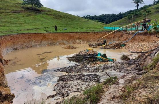Fuerza Aérea Colombiana ubica área afectada por la minería ilegal, en Caquetá