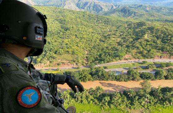 Tripulaciones de la Fuerza Aérea Colombiana brindan seguridad desde el aire en estas festividades