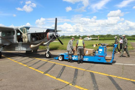 Medicamentos para Hospital Regional de la Orinoquía son transportados por la Fuerza Aérea