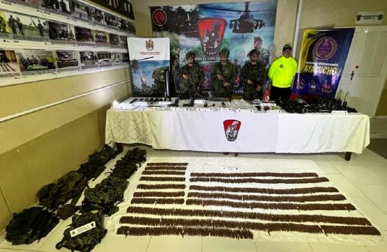 Esfuerzo operacional en el Sur de Bolívar arroja resultados: hallados depósitos ilegales con armamento del Clan del Golfo