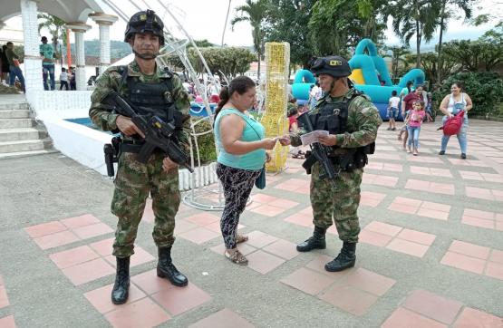 Gaula Militares explican cómo prevenir la extorsión en Colombia en época de Navidad