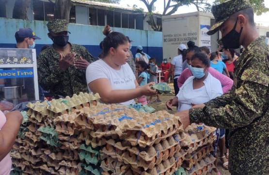Armada de Colombia llega a Magangué, Bolívar, con atención médica, beneficiando a 1.650 personas