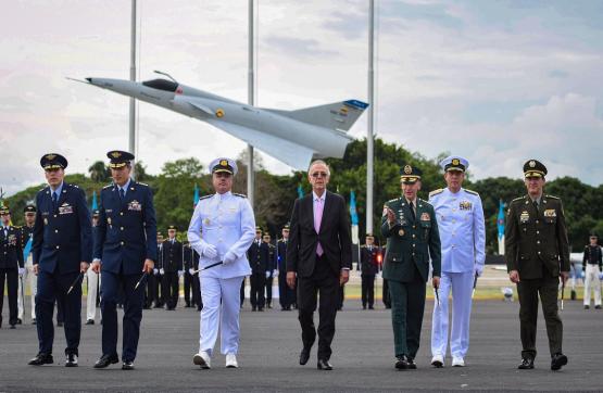 “El papel de las Fuerzas Militares en el propósito de la búsqueda de la paz, es fundamental”: MinDefensa