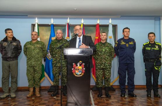 Ministro de Defensa advierte que la Paz no significa debilidad de la fuerza pública