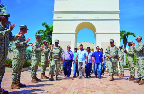 cogfm-Reserva activa del golfo de Morrosquillo visitó la Base de Entrenamiento de Infantería de Marina 