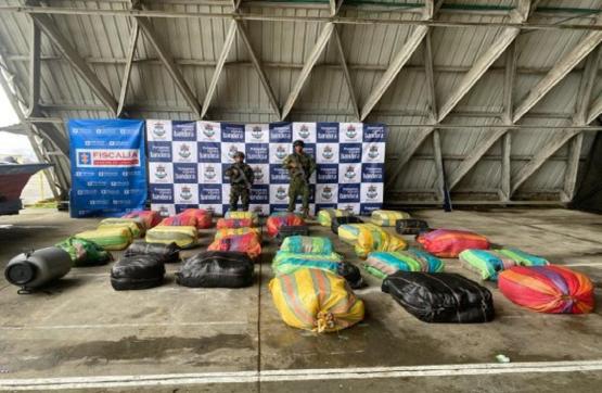 Incautados más de 700 kilogramos de alcaloides en el Pacífico colombiano