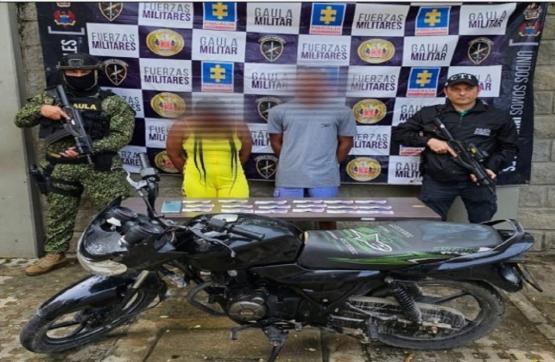 Armada de Colombia captura dos presuntos extorsionistas