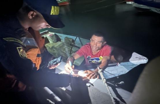 Armada de Colombia rescata a pescador a la deriva en Santa Marta - Magdalena
