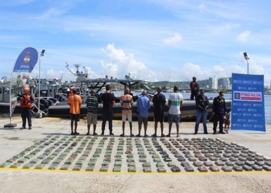 Interceptada embarcación con 243 kilogramos de clorhidrato de cocaína en el Caribe colombiano