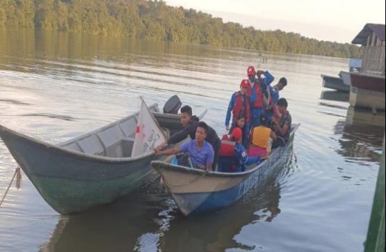 Fuerza pública salva la vida de tres bebés indígenas en el Chocó