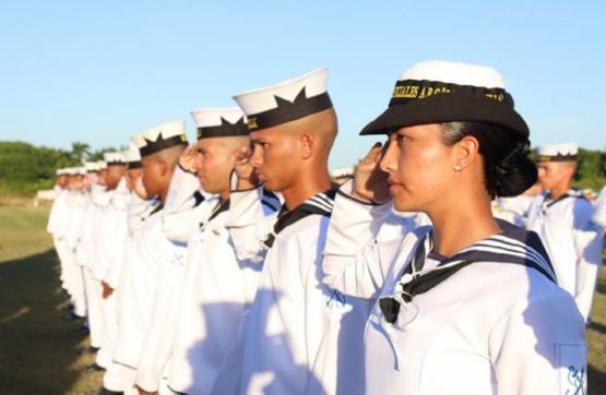 Ceremonia militar de escalafonamiento en la Escuela Naval de Suboficiales ARC ‘Barranquilla’