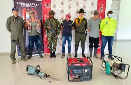 Ejército Nacional captura de 3 sujetos e incauta material para la minería ilegal en el sur del Tolima