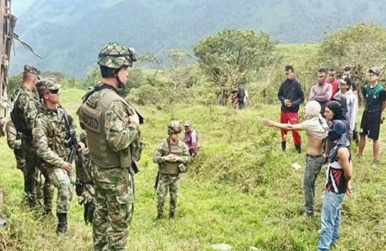 Ejército Nacional impide el saqueo de más de una tonelada de café en Valdivia, Antioquia